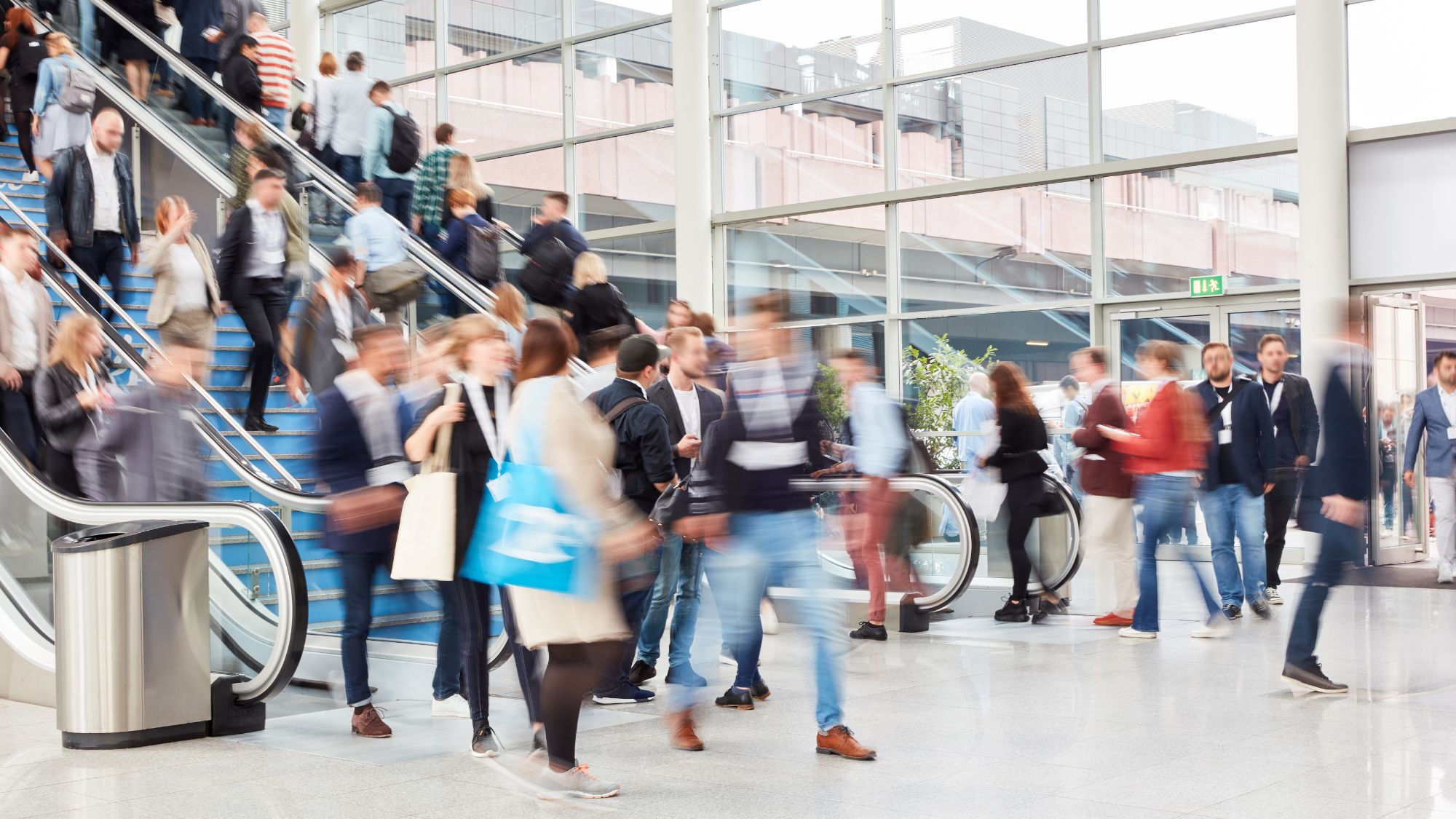 5 ways retailers can use AI to improve the customer experience